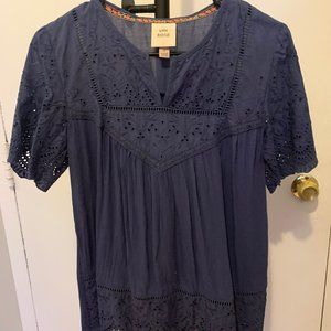 Purple lace short sleeve shirt